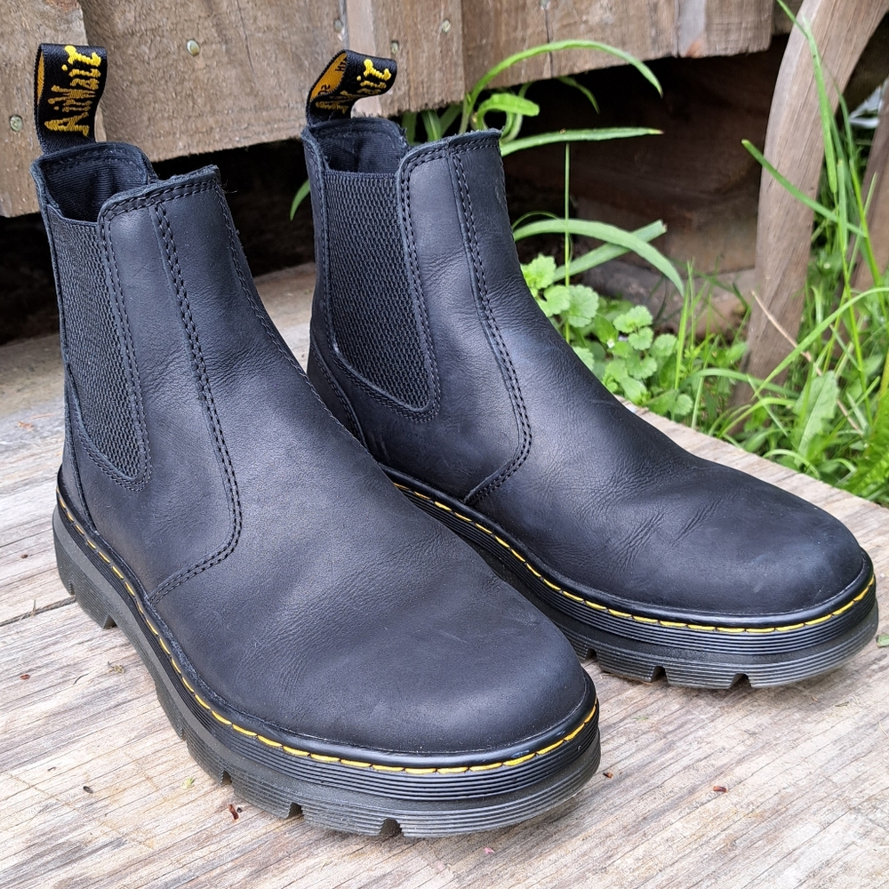 EUC Dr. Martens Black Leather Embury Chelsea Boots Women's Size 9, Men's Size 8